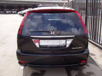 2004 Honda Stream Pictures