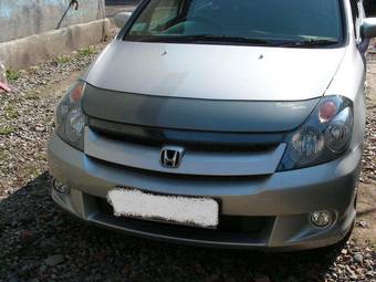 2004 Honda Stream Pictures