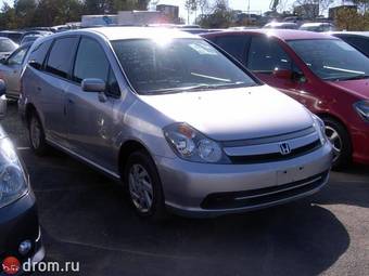 2004 Honda Stream Wallpapers