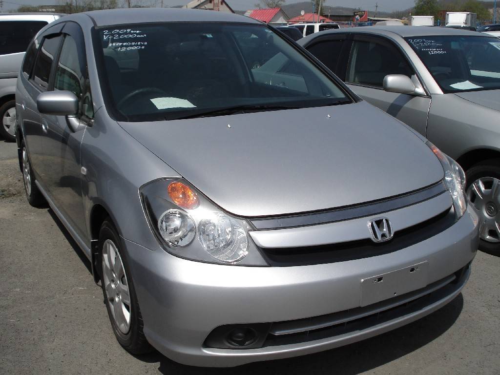 2004 Honda Stream