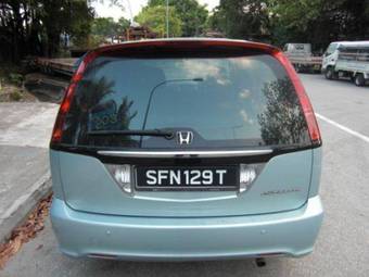2004 Honda Stream Pictures