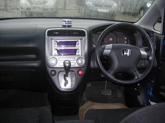 2004 Honda Stream For Sale