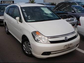 2004 Honda Stream Pictures