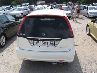 2004 Honda Stream Photos