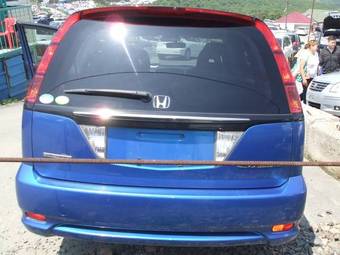 2004 Honda Stream Photos