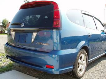 2004 Honda Stream Pictures
