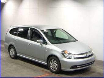 2004 Honda Stream Pictures
