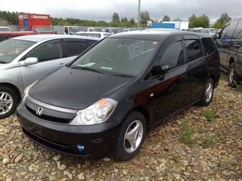 2004 Honda Stream Photos