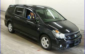 2004 Honda Stream Photos