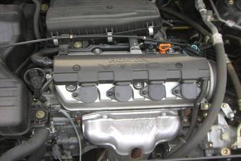 2004 Honda Stream Pictures