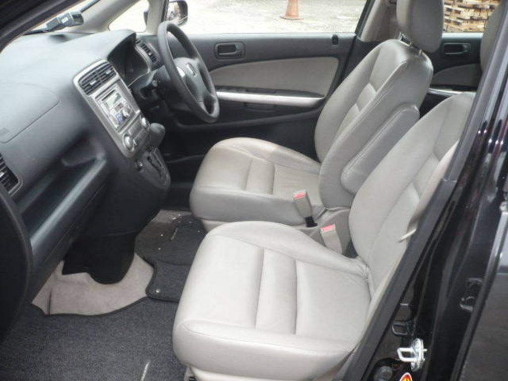 2005 Honda Stream