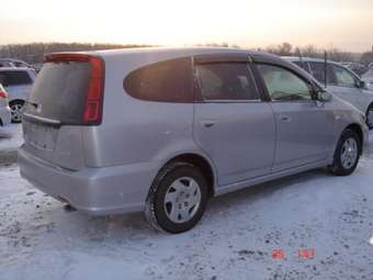 2005 Honda Stream Pictures