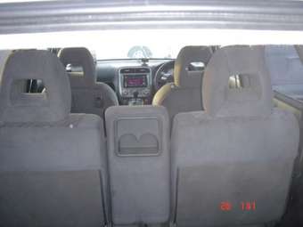 2005 Honda Stream Pictures