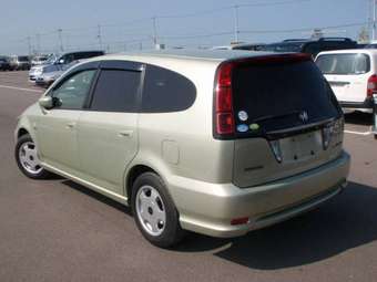 2005 Honda Stream Pictures