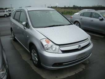 2005 Honda Stream Pictures