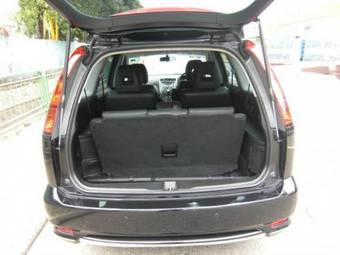 2005 Honda Stream Pictures