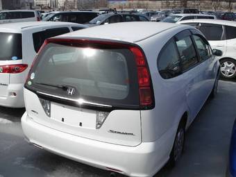 2005 Honda Stream Pictures