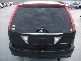 2005 Honda Stream Photos