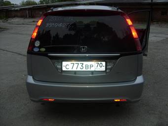 2005 Honda Stream Pictures