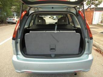 2005 Honda Stream Pictures