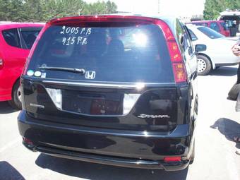 2005 Honda Stream Photos
