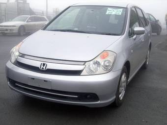 2005 Honda Stream Pictures