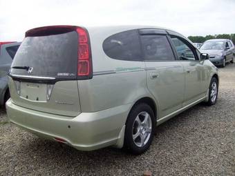 2005 Honda Stream Pictures