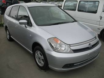 2005 Honda Stream Pictures