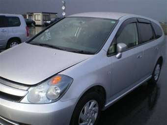 2006 Honda Stream Pictures