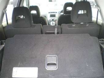 2006 Honda Stream Pictures