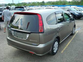 2006 Honda Stream Pictures