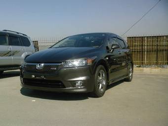 2006 Honda Stream Photos