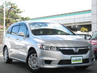 2007 Honda Stream Images