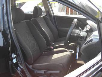 2007 Honda Stream Pictures