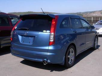 2007 Honda Stream Pictures