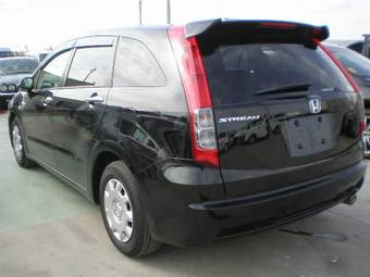 2009 Honda Stream Pictures