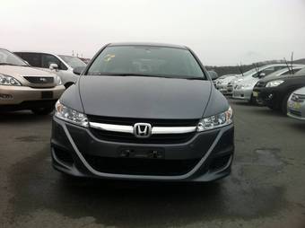 2010 Honda Stream Pictures