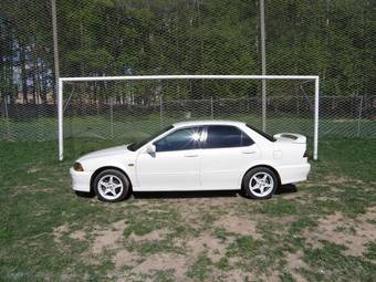 2000 Honda Torneo Photos