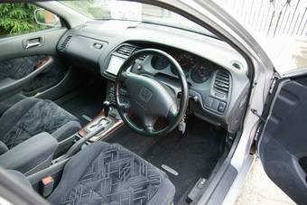 2000 Honda Torneo Photos