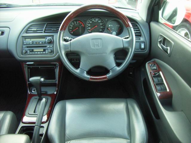 2002 Honda Torneo Photos