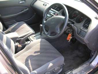 2002 Honda Torneo Photos