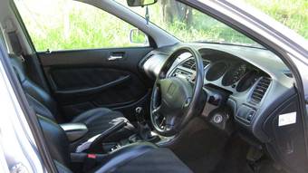 2002 Honda Torneo Photos