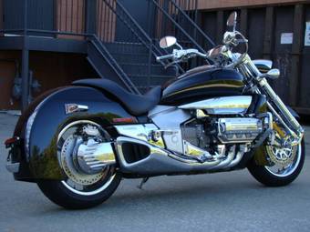 2004 Honda Valkyrie RUNE Pictures