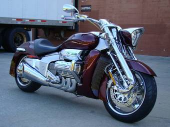 2004 Honda Valkyrie RUNE Pictures
