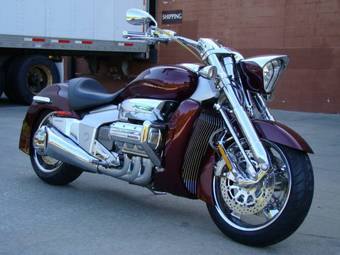 2004 Honda Valkyrie RUNE Pictures