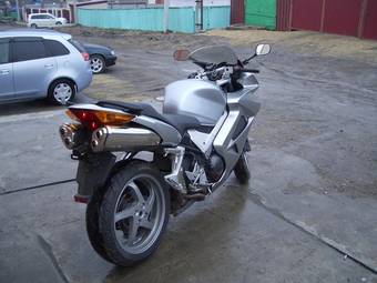 2006 Honda VFR Photos