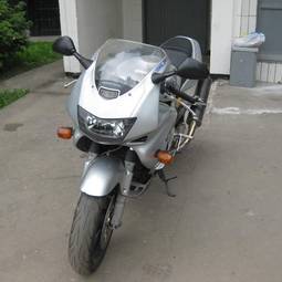 2000 Honda VTR Pictures