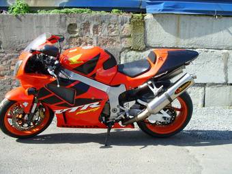 2001 Honda VTR Images