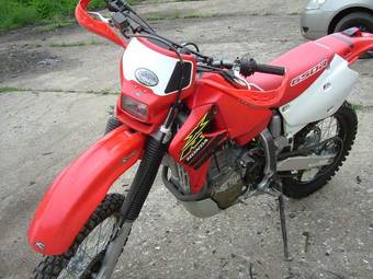 2000 Honda XR Wallpapers