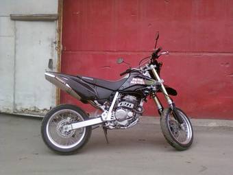 2002 Honda XR Photos